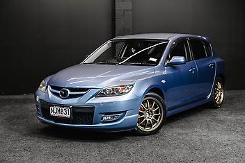 132,000 Km, Hatchback, 2260 cc, Petrol engine, Manual