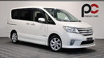 61,400 Km, People Movers, 1997 cc, Hybrid engine, Automatic