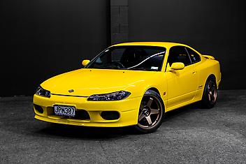 162,000 Km, Coupe, 1998 cc, Petrol engine, Manual