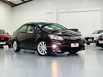 144,839 Km, Sedan, 2362 cc, Hybrid engine, Automatic