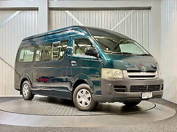 276,100 Km, Van, 3000 cc, Diesel engine, Automatic