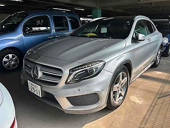 84,000 Km, RV-SUV, 2000 cc, Petrol engine, Automatic