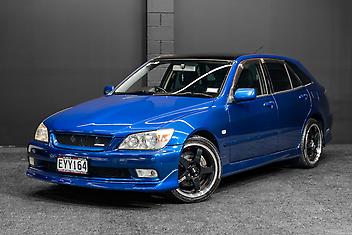 161,000 Km, Station Wagon, 1980 cc, Petrol engine, Manual