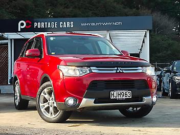 145,300 Km, Station Wagon, 2268 cc, Diesel engine, Automatic