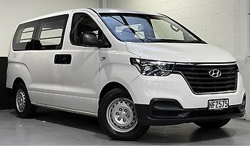 94,121 Km, Van, 2497 cc, Diesel engine, AT