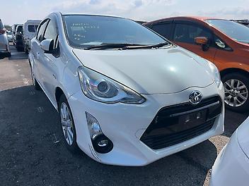 87,200 Km, Hatchback, 1500 cc, Hybrid (Electricity) engine, automatic