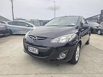 123,860 Km, Hatchback, 1298 cc, Petrol engine, Automatic