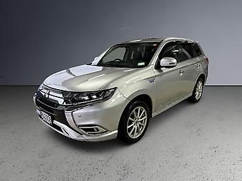 67,000 Km, RV-SUV, 2350 cc, Plug-In Hybrid engine, Auto