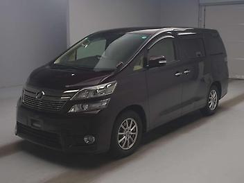 107,000 Km, People Movers, 2400 cc, Petrol engine, automatic