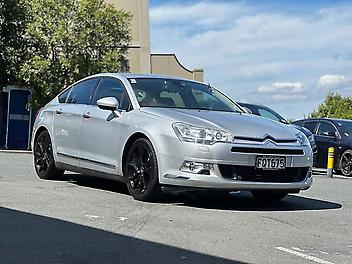 126,900 Km, Sedan, 2992 cc, Diesel engine, Automatic