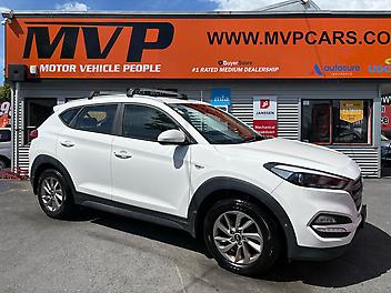 178,894 Km, Station Wagon, 1999 cc, Petrol engine, Automatic