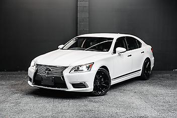 62,000 Km, Sedan, 4608 cc, Petrol engine, Automatic