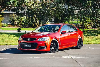 166,000 Km, Sedan, 3564 cc, Petrol engine, Automatic