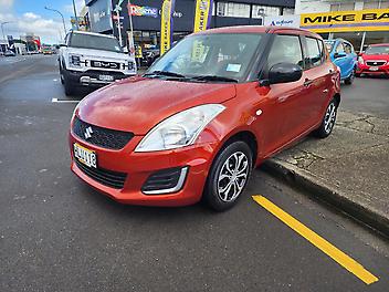 97,622 Km, Hatchback, 1372 cc, Petrol engine, Automatic