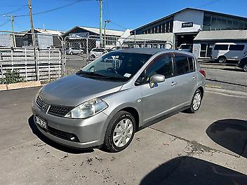 156,048 Km, Hatchback, 1490 cc, Petrol engine, Automatic