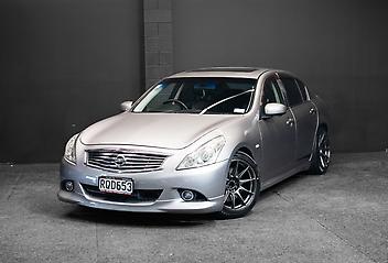 103,849 Km, Sedan, 3490 cc, Petrol engine, Automatic