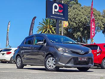 72,888 Km, Hatchback, 1329 cc, Petrol engine, Automatic
