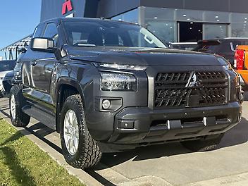 20 Km, Utility, 2442150 cc, Diesel engine, Tiptronic, Automatic