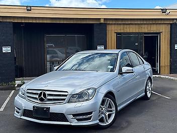 129,500 Km, Sedan, 1795 cc, Petrol engine, Automatic 129,500 Km, Sedan, 1795 cc, Petrol engine, Automatic