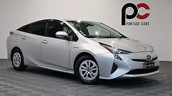 76,753 Km, Hatchback, 1800 cc, Hybrid engine, Automatic