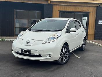 104,000 Km, Hatchback, 0 cc, Electric engine, Automatic