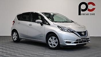 51,049 Km, Hatchback, 1200 cc, Hybrid engine, Automatic