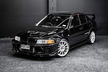 123,000 Km, Sedan, 1990 cc, Petrol engine, Manual