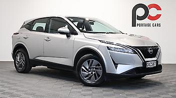 89,820 Km, Station Wagon, 1332 cc, Petrol engine, Automatic