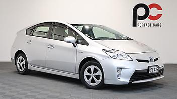64,563 Km, Hatchback, 1790 cc, Hybrid engine, Automatic