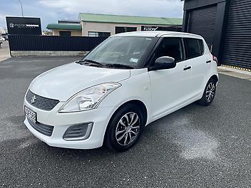 28,877 Km, Hatch, 1372 cc, Petrol engine, 4-Speed Auto