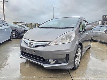 78,439 Km, Hatchback, 1500 cc, Hybrid engine, Automatic