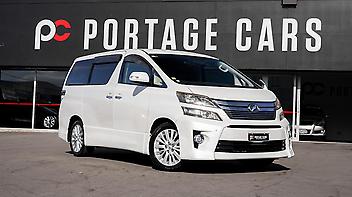 137,150 Km, People Movers, 2362 cc, Petrol engine, Automatic