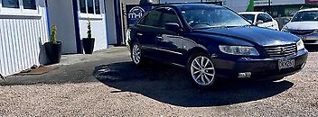 255,420 Km, Sedan, 3778 cc, Petrol engine, Automatic