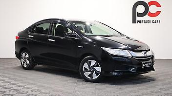 82,580 Km, Sedan, 1496 cc, Hybrid engine, Automatic