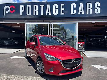 36,700 Km, Hatchback, 1300 cc, Petrol engine, Automatic