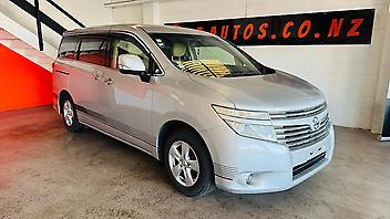 143,428 Km, Van, 2488 cc, Petrol engine, Automatic