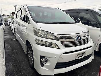 142,000 Km, Van, 2400 cc, Hybrid engine, Automatic