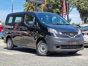 44 Km, Van, 1597 cc, Petrol engine, Automatic