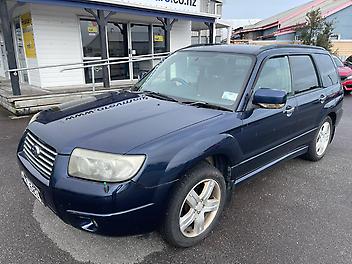 216,631 Km, Wagon, 1994 cc, Petrol engine, Auto