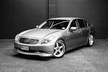 133,000 Km, Sedan, 3696 cc, Petrol engine, Tiptronic