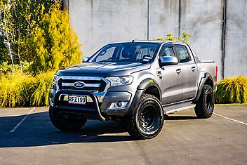 232,000 Km, Ute, 3198 cc, Diesel engine, Manual