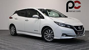 81,560 Km, Hatchback, 0 cc, Electric engine, Automatic