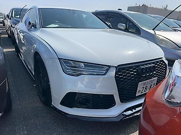 89,000 Km, Sedan, 4000 cc, Petrol engine, Automatic