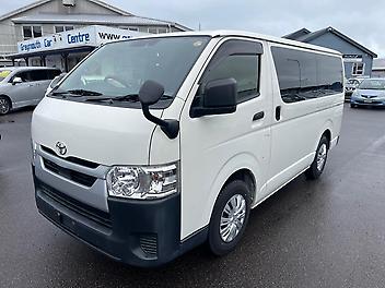 107,520 Km, Coach, 2754 cc, Diesel engine, Auto