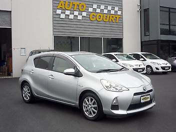 53,802 Km, Hatchback, 1496 cc, Hybrid engine, CVT