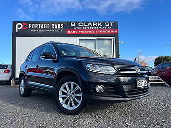 95,099 Km, RV-SUV, 1400 cc, Petrol engine, Automatic