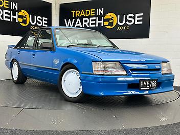 924 Km, Sedan, 5000 cc,  engine, 5-Speed Manual