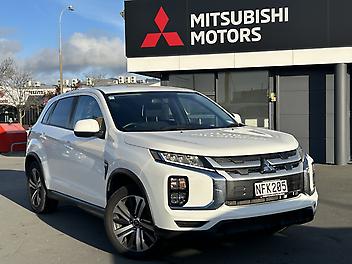 128,150 Km, RV/SUV, 1998112 cc, Petrol engine, Automatic