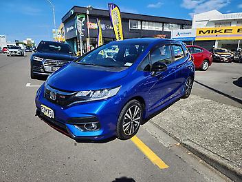 22,466 Km, Hatchback, 1496 cc, Petrol engine, Automatic