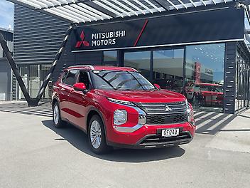 93,500 Km, RV/SUV, 2488135 cc, Petrol engine, Tiptronic, Continuous Variable